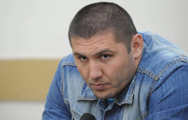 Жена боксера Магомеда Абдусаламова написала книгу о нем